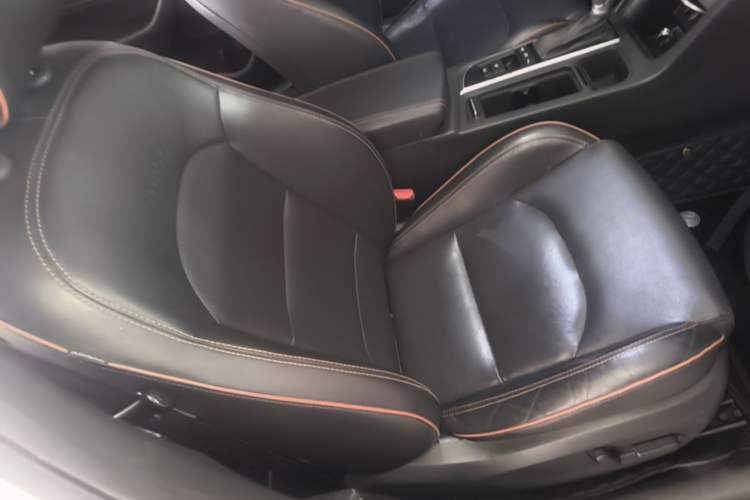 Used Hyundai Sonata 2015 1.6T DLX Prestige Model Right Front Seat