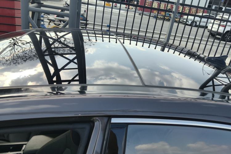Used Hyundai Sonata 2015 1.6T DLX Prestige Model Roof