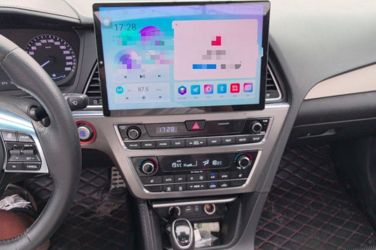 Used Hyundai Sonata 2015 1.6T GLX Advanced Model Audio And AC Panel