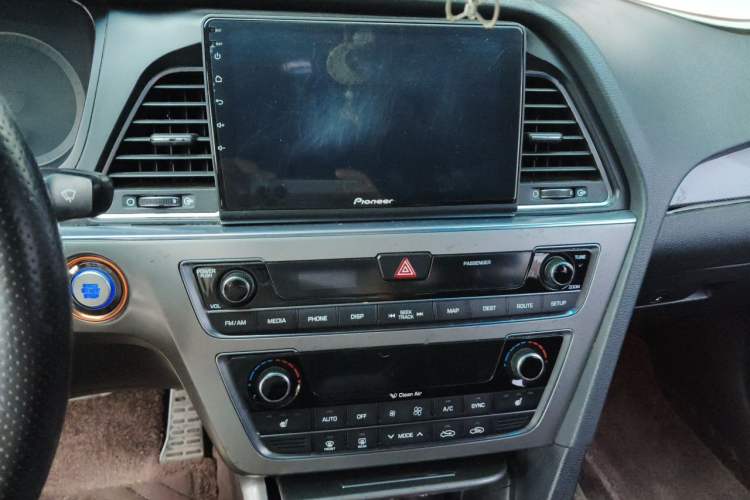 Used Hyundai Sonata 2015 1.6T GLS Smart Model Audio And AC Panel