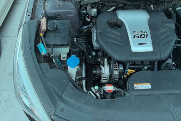 Used Hyundai Sonata 2015 1.6T GLX Advanced Model Engine Bay Right