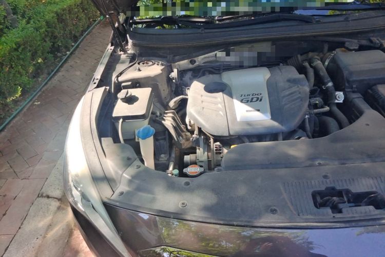 Used Hyundai Sonata 2015 1.6T GLX Advanced Model Engine Bay Right