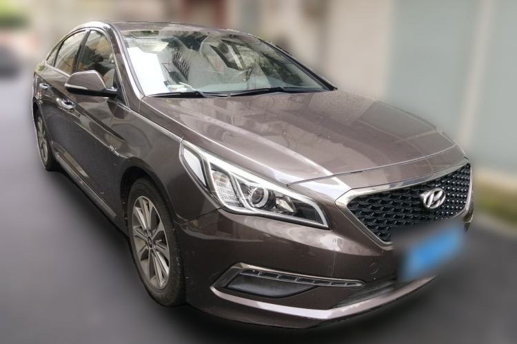 Used Hyundai Sonata 2015 1.6T GLS Smart Model Front Right 45 Deg