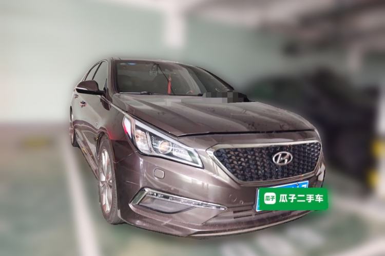 Used Hyundai Sonata 2015 1.6T DLX Prestige Model Front Right 45 Deg