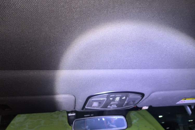 Used Hyundai Sonata 2015 1.6T DLX Prestige Model Headliner