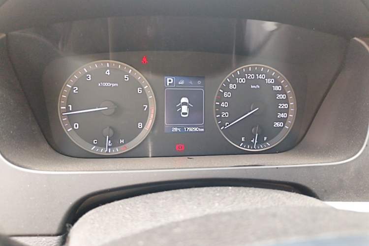 Used Hyundai Sonata 2015 1.6T GLS Smart Model Instrument Cluster