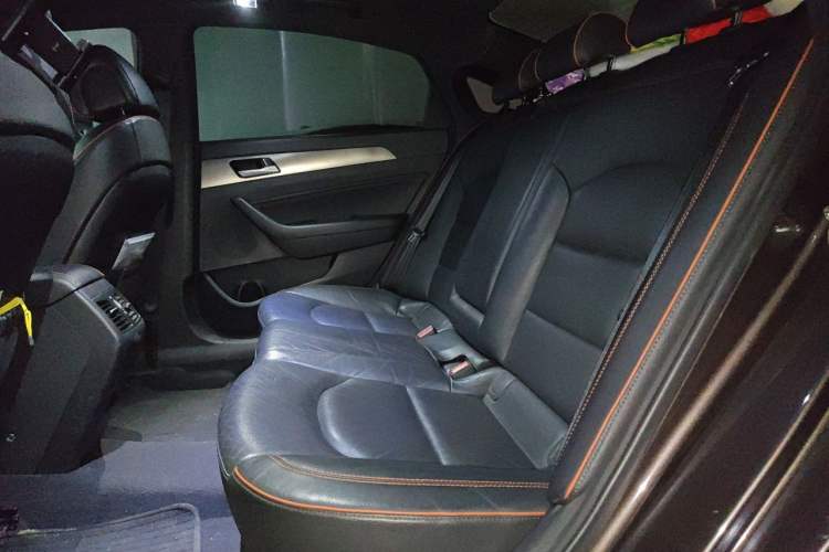 Used Hyundai Sonata 2015 1.6T DLX Prestige Model Left Rear Seat