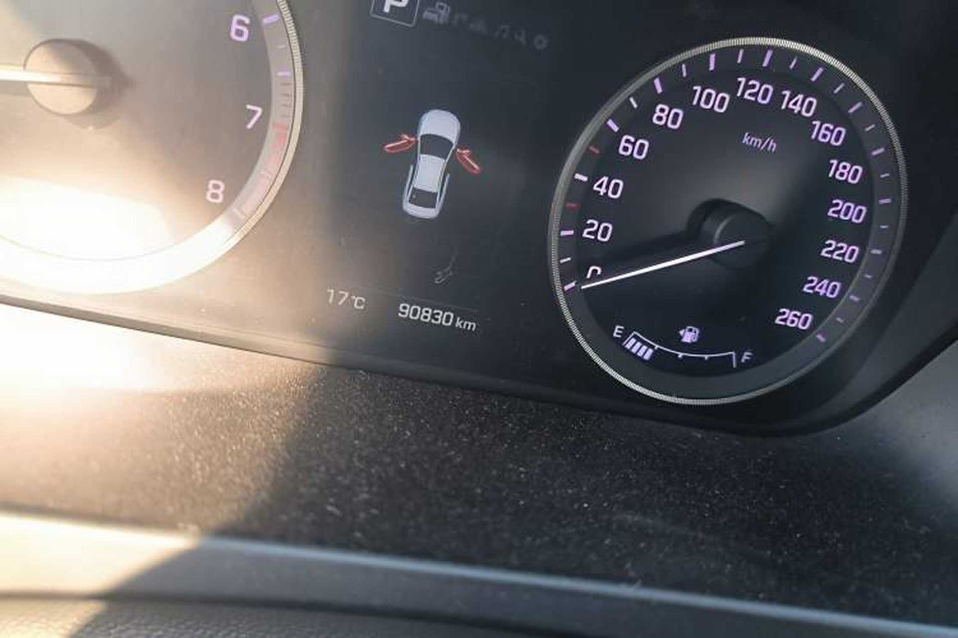 Used Hyundai Sonata 2015 2.4L TOP Flagship Edition Odometer Close Up