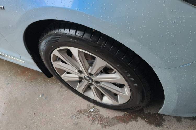 Used Hyundai Sonata 2015 1.6T GLS Smart Model Right Front Wheel Hub