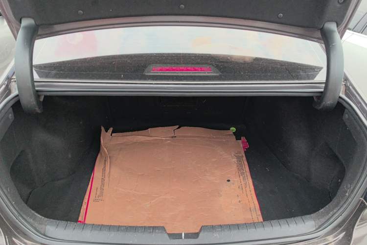 Used Hyundai Sonata 2015 1.6T GLX Advanced Model Trunk