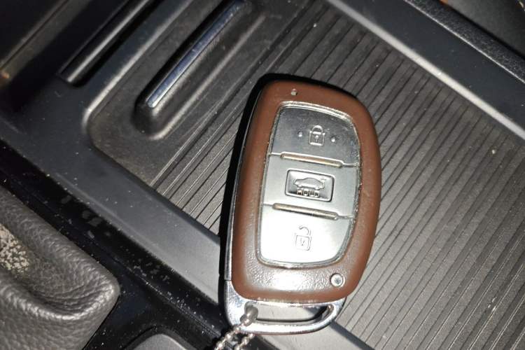 Used Hyundai Sonata 2015 1.6T GLS Smart Model Vehicle Key