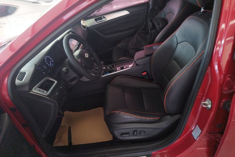 Used Hyundai Sonata 2015 1.6T DLX Prestige Model Left Front Seat
