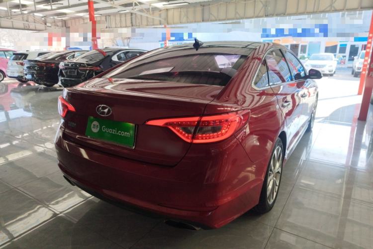 Used Hyundai Sonata 2015 1.6T DLX Prestige Model Rear Right 45 Deg