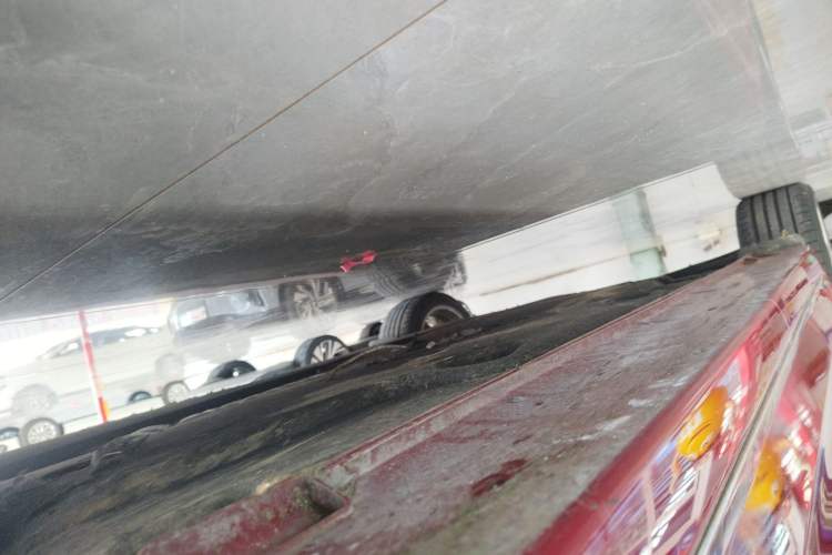 Used Hyundai Sonata 2015 1.6T DLX Prestige Model Right Side Sill
