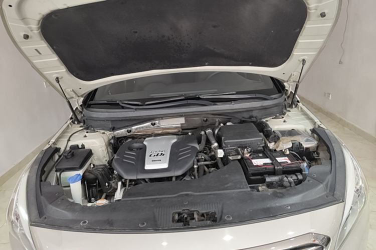 Used Hyundai Sonata 2015 1.6T GX Comfort Model Engine Bay