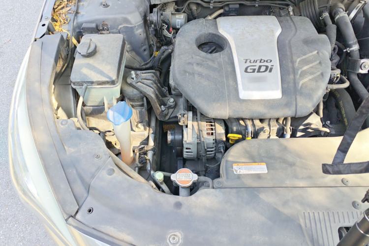 Used Hyundai Sonata 2015 1.6T GLX Advanced Model Engine Bay Right