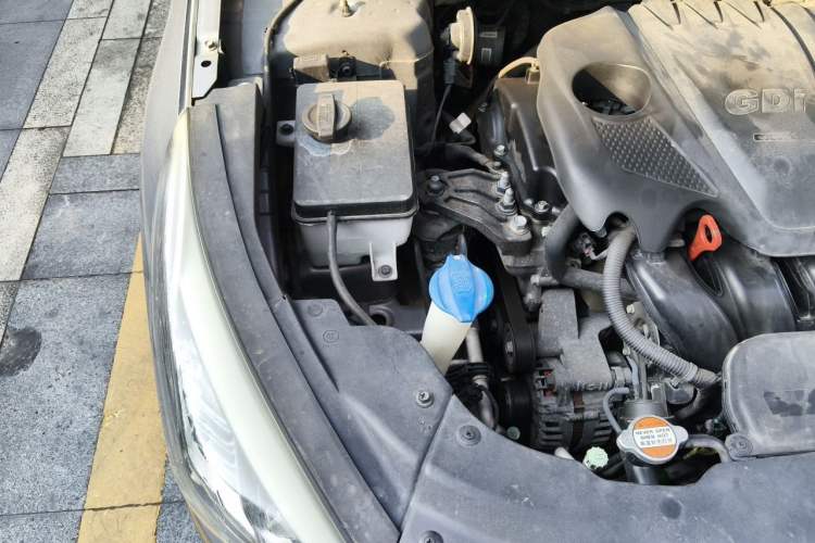 Used Hyundai Sonata 2015 2.4L TOP Flagship Edition Engine Bay Right