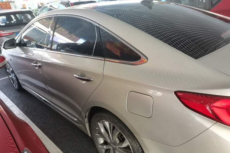 Used Hyundai Sonata 2015 1.6T GLX Advanced Model Exterior 3