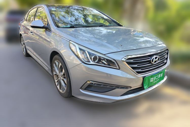 Used Hyundai Sonata 2015 1.6T GLX Advanced Model Front Right 45 Deg