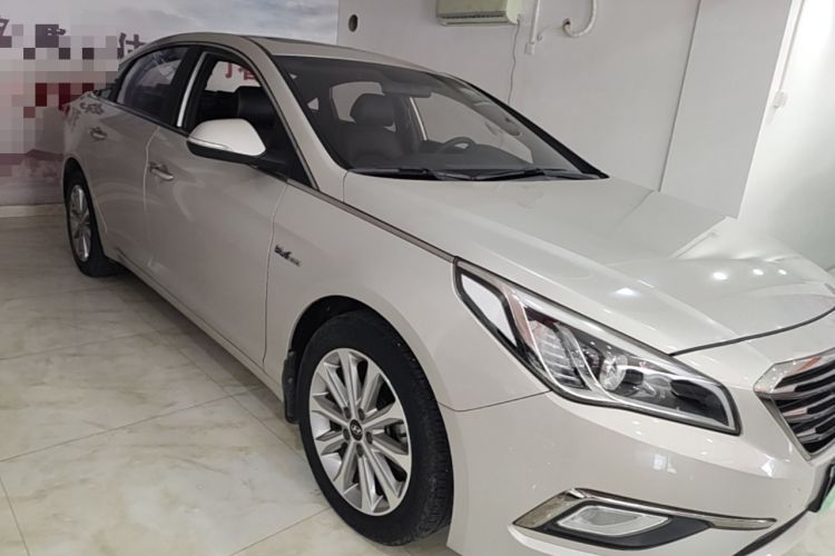 Used Hyundai Sonata 2015 1.6T GX Comfort Model Front Right 45 Deg