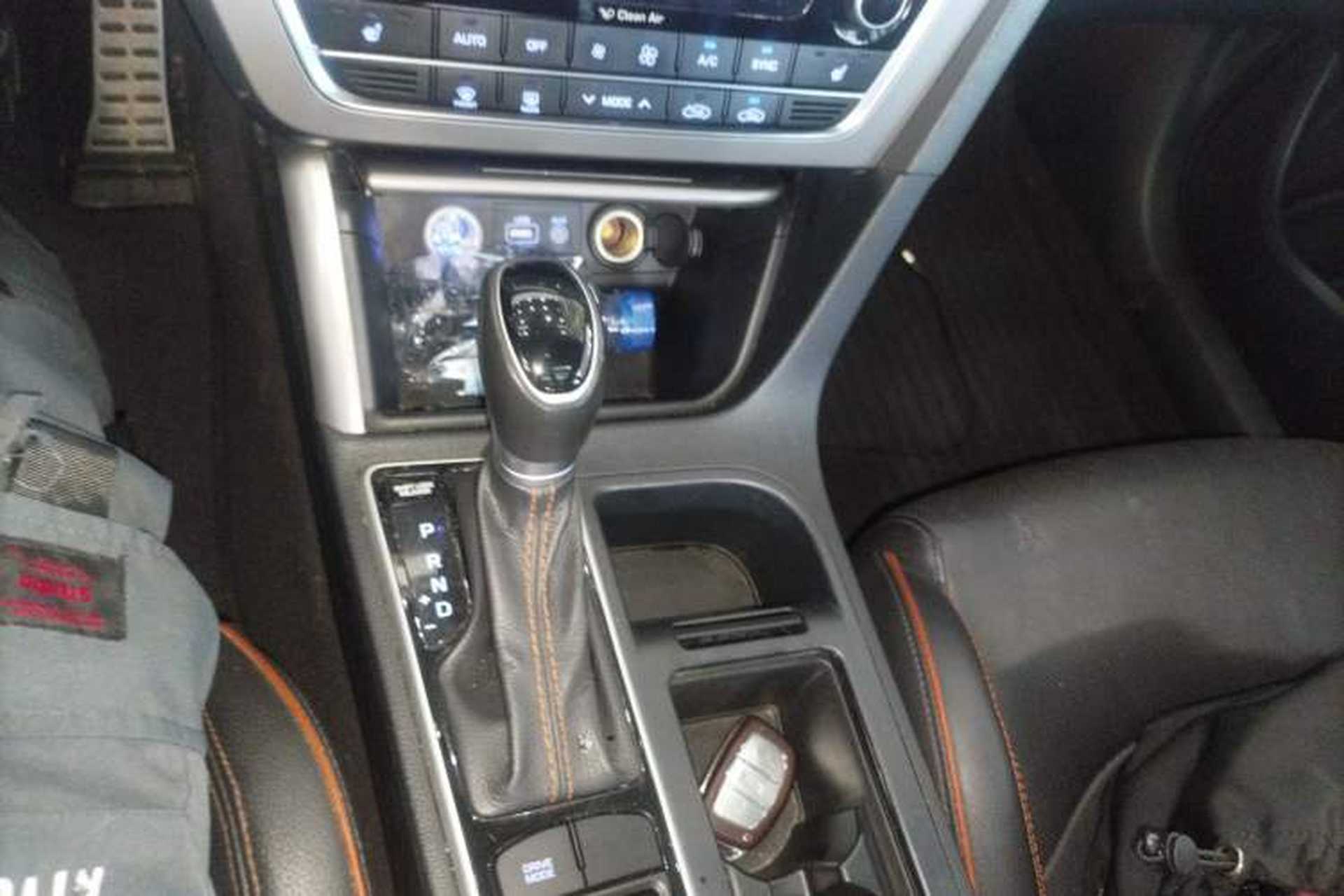Used Hyundai Sonata 2015 1.6T GLS Smart Model Gear Lever