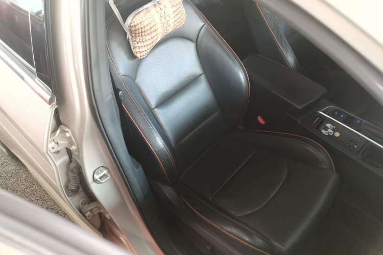 Used Hyundai Sonata 2015 1.6T GLX Advanced Model Right Front Seat