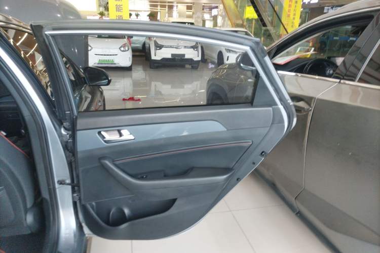 Used Hyundai Sonata 2015 1.6T GLS Smart Model Right Rear Door Interior