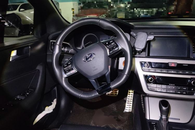 Used Hyundai Sonata 2015 1.6T GLX Advanced Model Steering Wheel