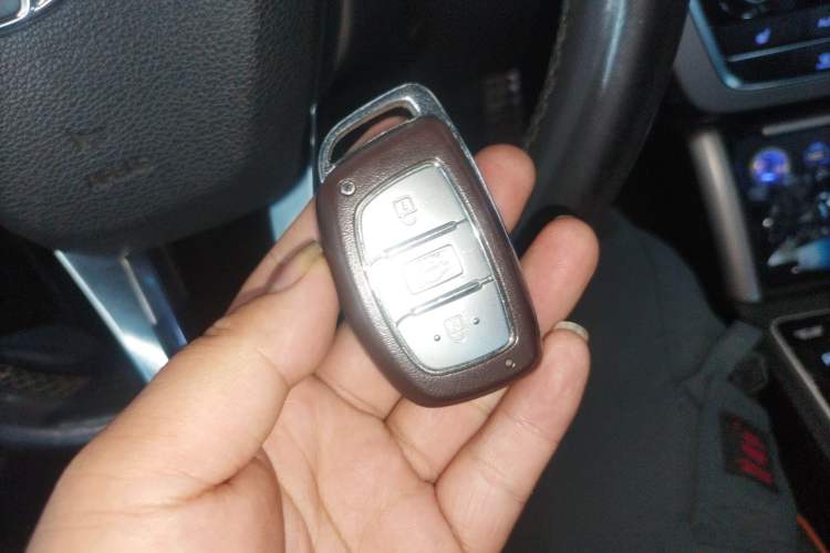 Used Hyundai Sonata 2015 1.6T GLS Smart Model Vehicle Key