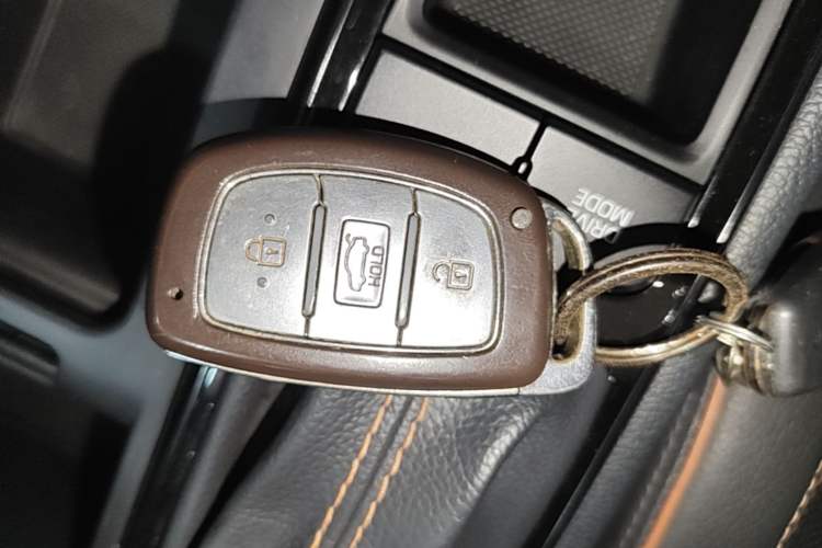 Used Hyundai Sonata 2015 1.6T GX Comfort Model Vehicle Key