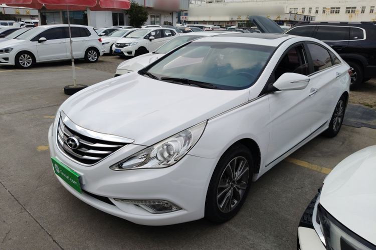 Used Hyundai Sonata 2015 Classic 2.0L Automatic Luxury Edition Guazi used car, China used car export, Used car for sale, Used  cars, Cheapest cars for sale