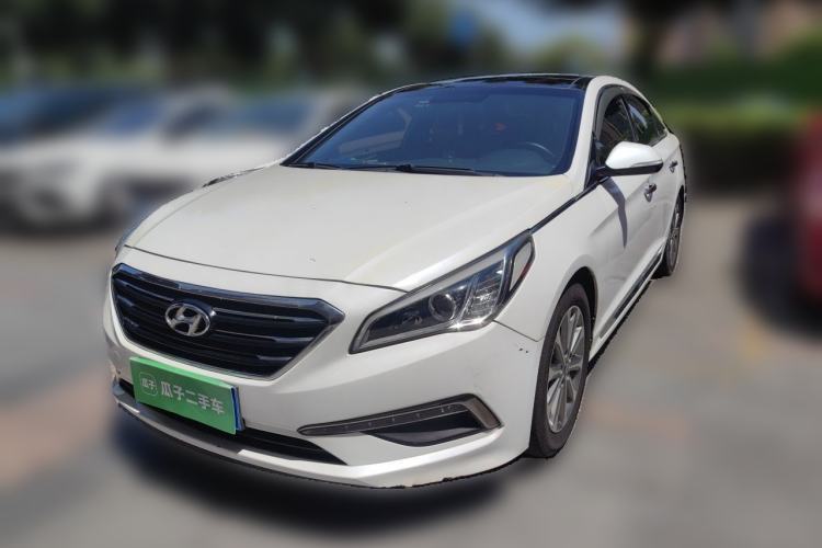 Używany Hyundai Sonata 2015 1.6T GLS Smart Model Guazi used car, China used car export, Used car for sale, Used cars, Cheapest cars for sale