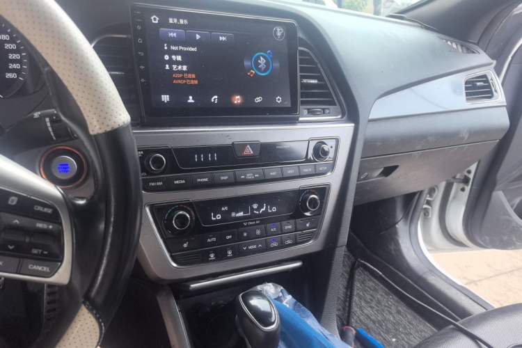 Used Hyundai Sonata 2015 1.6T GLS Smart Model Audio And AC Panel