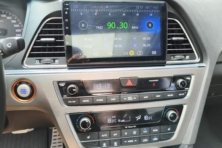 Used Hyundai Sonata 2015 1.6T GLX Advanced Model Audio And AC Panel