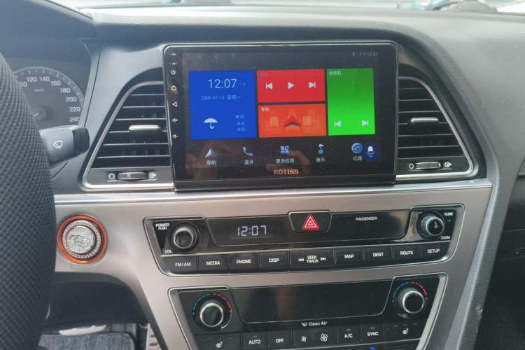 Used Hyundai Sonata 2015 1.6T GLS Smart Model Audio And AC Panel