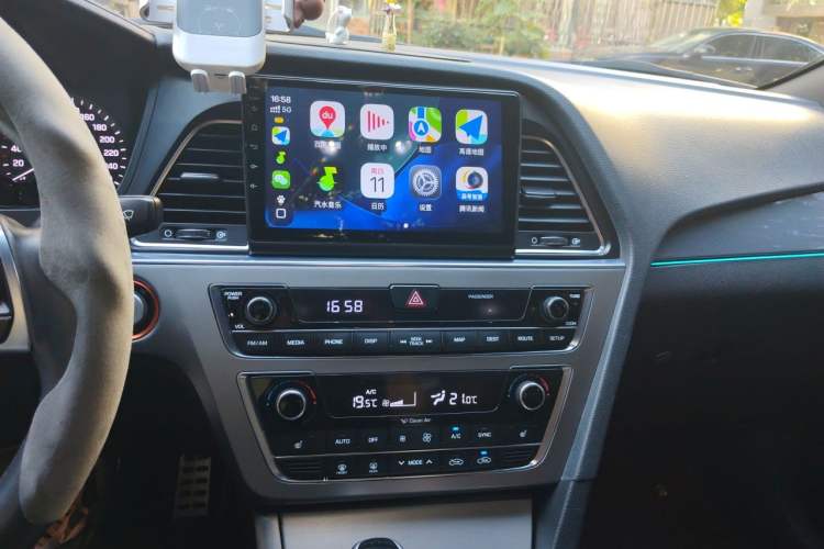 Used Hyundai Sonata 2015 1.6T GLS Smart Model Audio And AC Panel