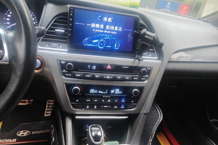 Used Hyundai Sonata 2015 1.6T GLS Smart Model Audio And AC Panel