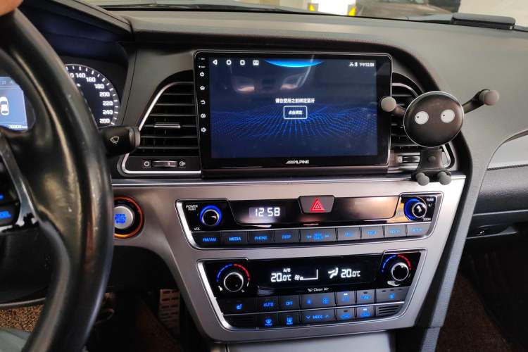 Used Hyundai Sonata 2015 1.6T GLS Smart Model Audio And AC Panel