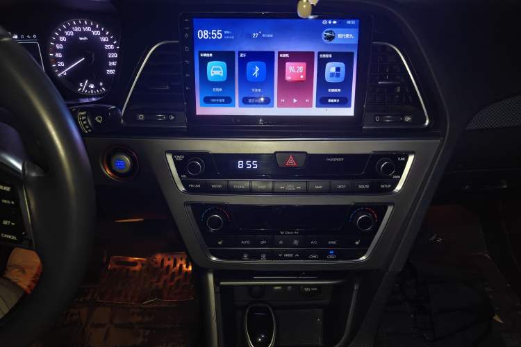 Used Hyundai Sonata 2015 1.6T GLS Smart Model Audio And AC Panel