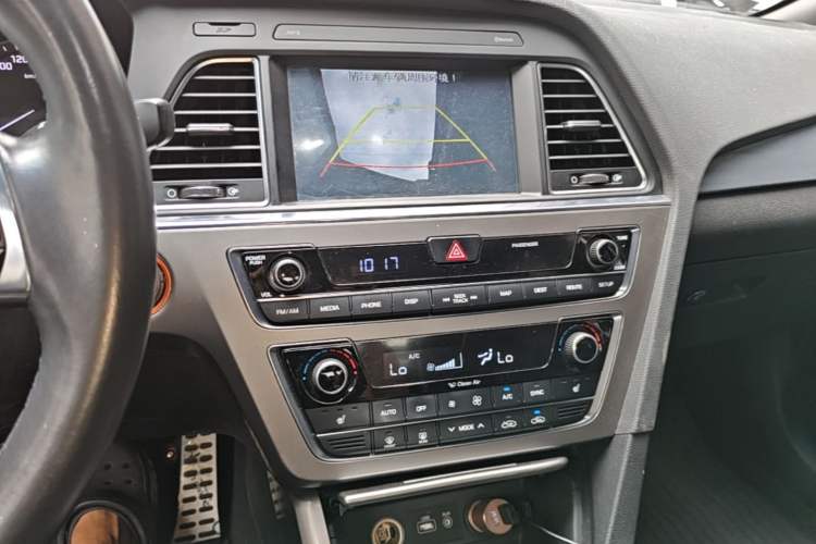 Used Hyundai Sonata 2015 1.6T GLS Smart Model Audio And AC Panel