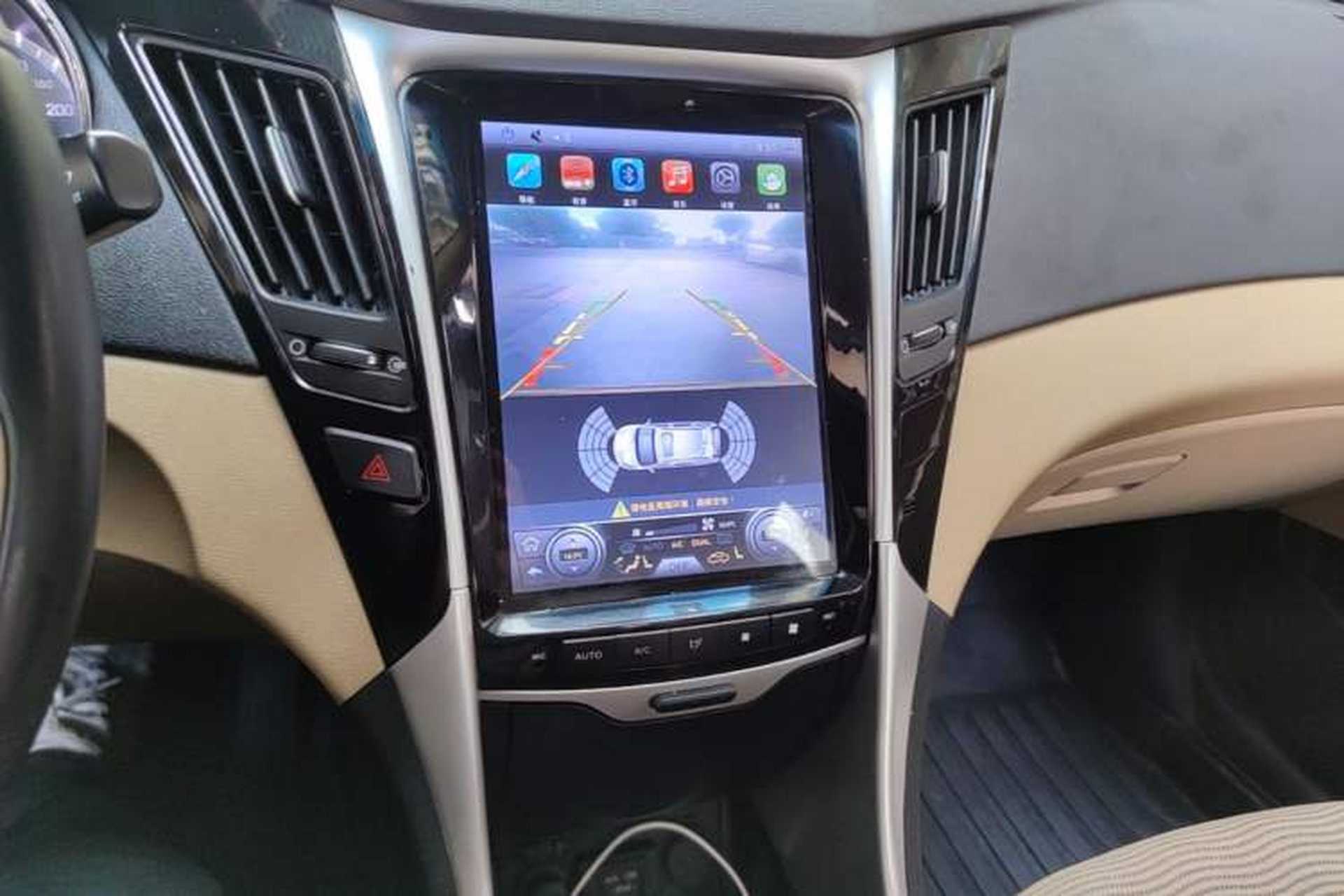 Used Hyundai Sonata 2015 Classic 2.0L Automatic Leading Edition Audio And AC Panel