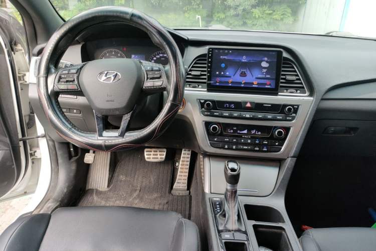 Used Hyundai Sonata 2015 1.6T GLS Smart Model Audio And AC Panel