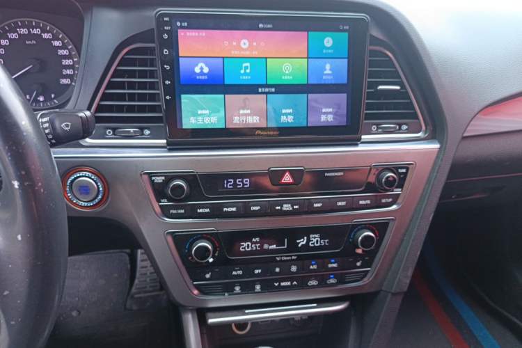Used Hyundai Sonata 2015 1.6T GLX Advanced Model Audio And AC Panel