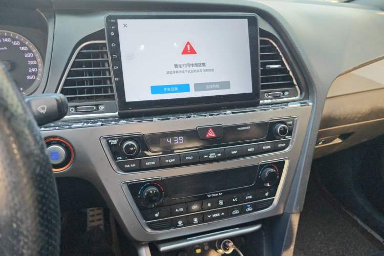 Used Hyundai Sonata 2015 1.6T GLS Smart Model Audio And AC Panel