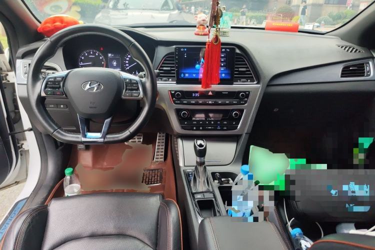 Used Hyundai Sonata 2015 1.6T GX Comfort Model Center Console