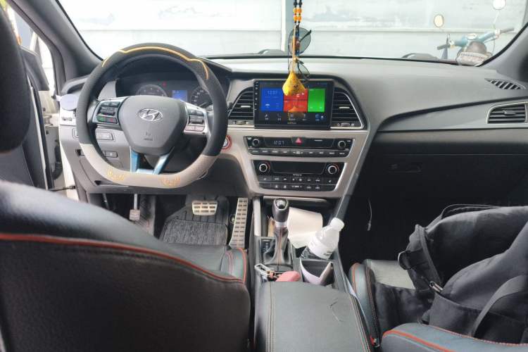 Used Hyundai Sonata 2015 1.6T GLS Smart Model Center Console