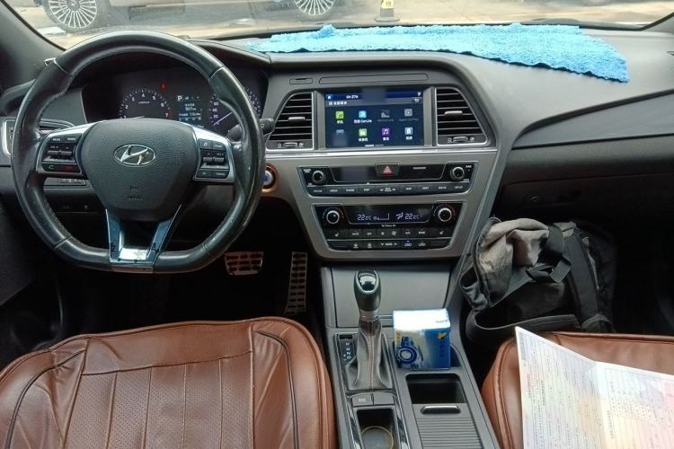 Used Hyundai Sonata 2015 1.6T GLS Smart Model Center Console