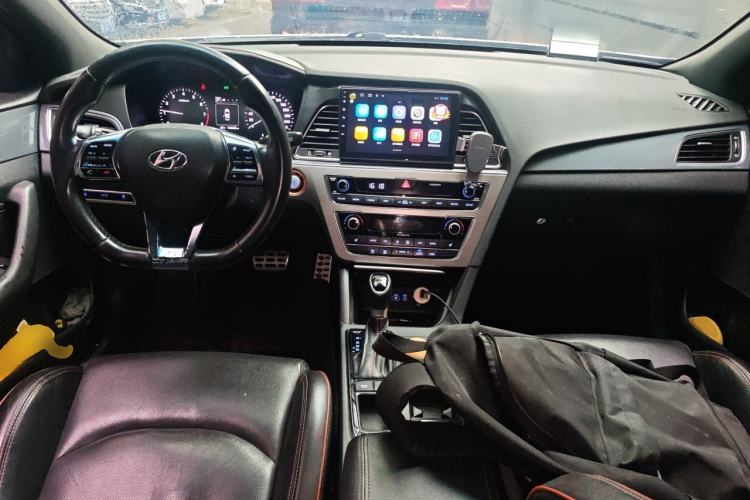 Used Hyundai Sonata 2015 1.6T GLS Smart Model Center Console
