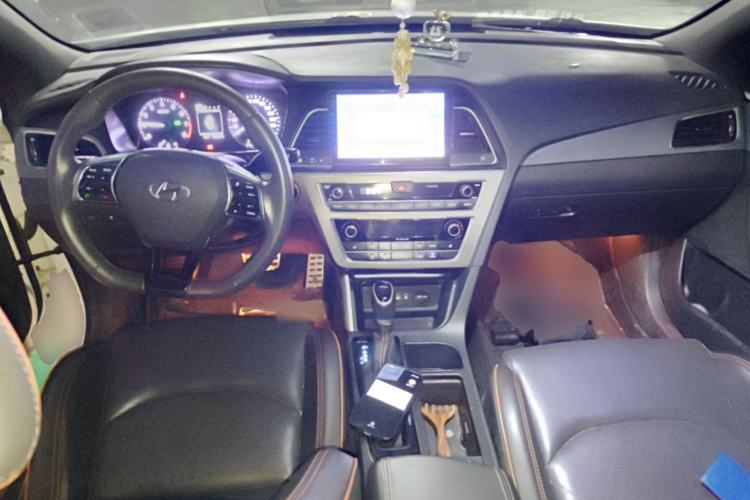 Used Hyundai Sonata 2015 1.6T GLS Smart Model Center Console