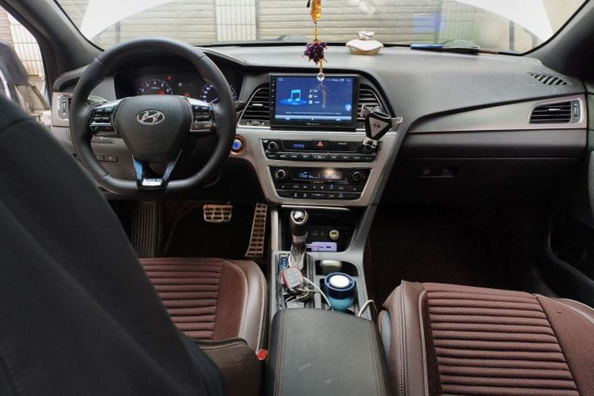 Used Hyundai Sonata 2015 1.6T GLX Advanced Model Center Console